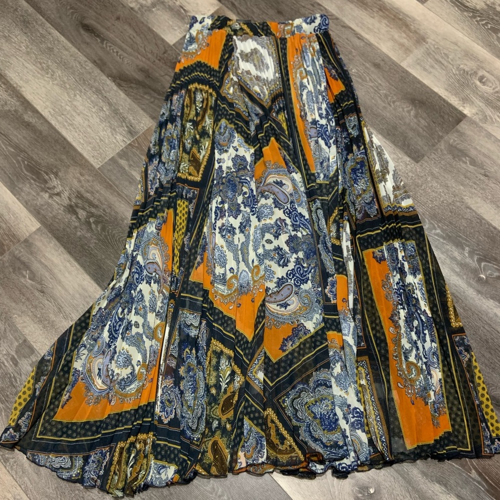 Multi-Color pleated maxi skirt. New, smoke/pet free home.